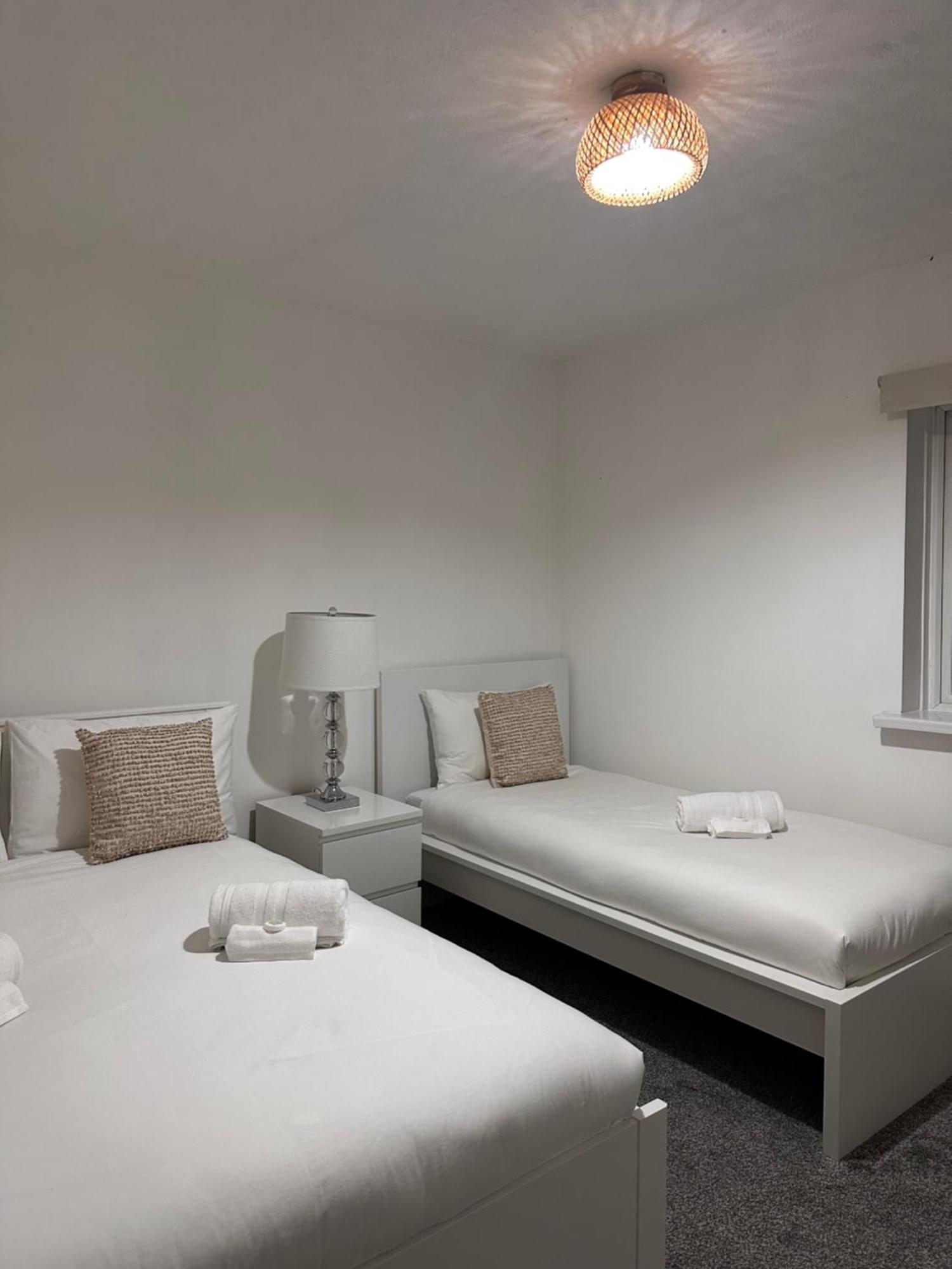 Ocean Village Marina 2 Bedroom Apartment With Balcony! Σαουθάμπτον Εξωτερικό φωτογραφία